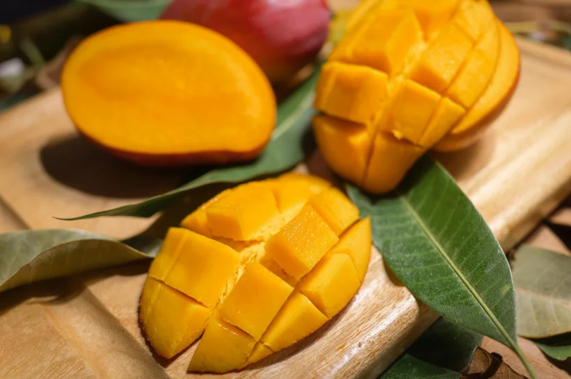 Peeled ripe mangoes